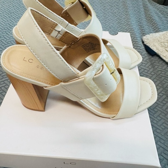 LC Lauren Conrad Cream Block Heel Sandals - Picture 7 of 8